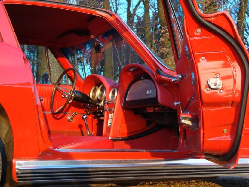 MARTINSRANCH 64 Corvette Sting Ray Coupe red-red (9) 